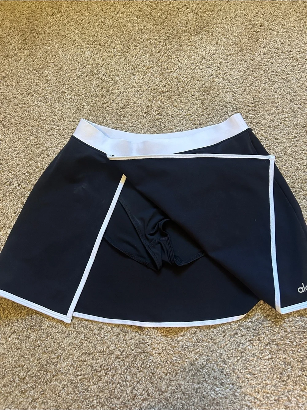 ALO Yoga Black Skort with White Trim
